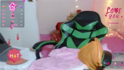 VICKY online show from March 12, 1:56 am