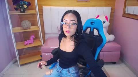 Snapshot of victoria_ricci_a chatting on February 10, 4:47 pm Victoria online show from February 10, 4:47 pm