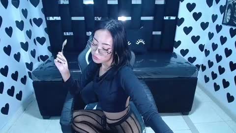 Snapshot of victoria_ricci_a chatting on February 12, 7:35 pm Victoria online show from February 12, 7:35 pm