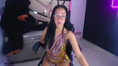 Snapshot of victoria_ricci_a chatting on March 6, 5:00 pm Victoria online show from March 6, 5:00 pm