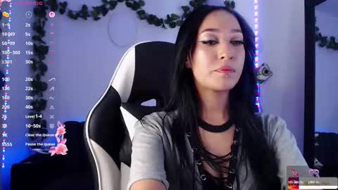 Snapshot of victoria_ricci_a chatting on October 11, 12:43 am Victoria online show from October 11, 12:43 am