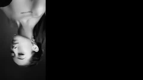 Snapshot of victoria_ricci_a chatting on December 18, 7:31 pm Victoria online show from December 18, 7:31 pm