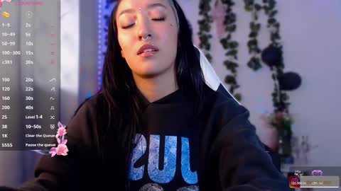 Snapshot of victoria_ricci_a chatting on February 26, 5:56 pm Victoria online show from February 26, 5:56 pm