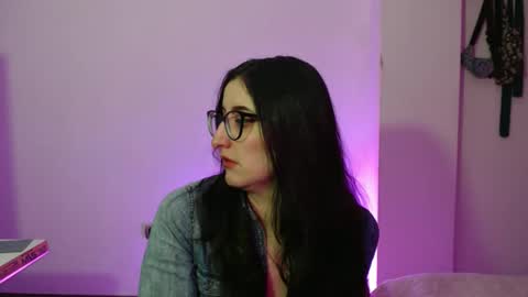 Victoria online show from November 5, 8:42 pm