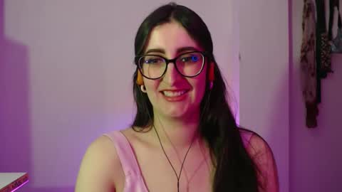 Victoria online show from December 2, 9:43 pm