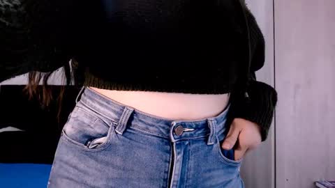 Victoria online show from February 17, 8:15 pm