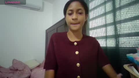 Snapshot of victoriaaa_xxx chatting on March 31, 5:35 pm Victoria xxx online show from March 31, 5:35 pm