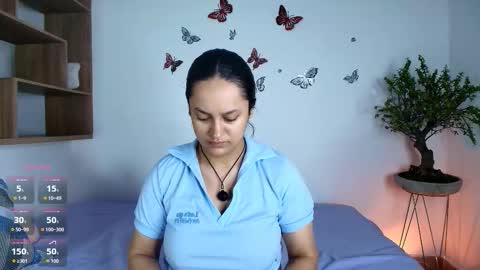 Victoria online show from November 3, 11:00 am