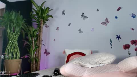 Victoria online show from January 19, 12:20 pm