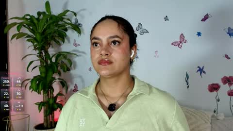 Snapshot of victoriablack_ chatting on June 3, 10:07 am Victoria online show from June 3, 10:07 am