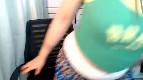 Victoria Harper online show from January 17, 1:43 am