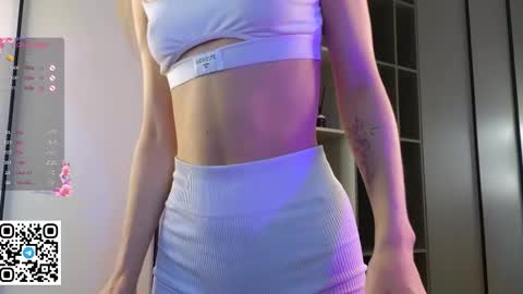 victoriahouston online show from October 18, 7:53 am