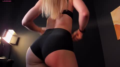 Victoria online show from January 28, 9:30 am