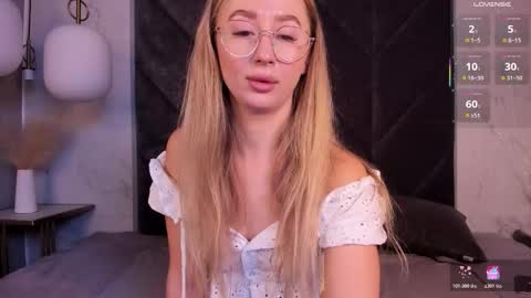 Victoria online show from November 6, 5:52 am