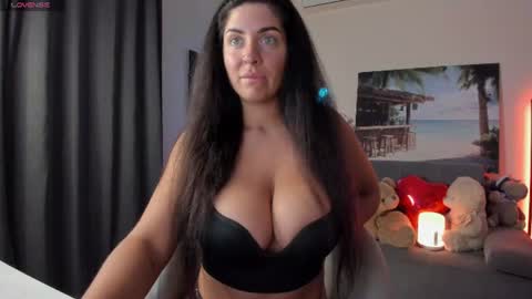 Snapshot of victorias_world chatting on June 17, 5:36 pm Viktoria online show from June 17, 5:36 pm