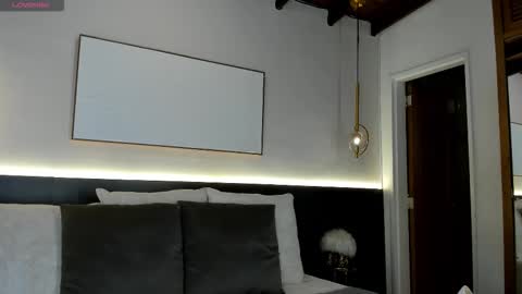 Victoria Shelby  online show from September 17, 11:34 am