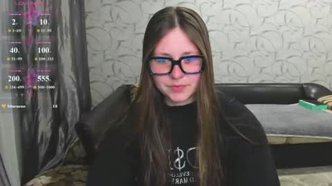 Snapshot of victoriassecrets_ chatting on July 6, 5:59 pm victoriassecrets_ online show from July 6, 5:59 pm
