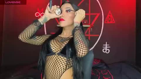 Victoria Vampire online show from February 17, 7:20 pm