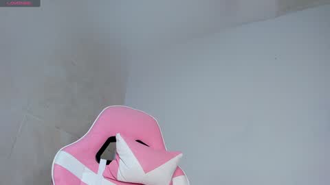 samantha victoria hall online show from January 20, 4:54 am