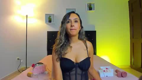 victoriia_rose_ online show from April 10, 3:56 am