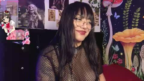 Snapshot of victoriia_thompson chatting on February 7, 8:34 pm victoriia_thompson online show from February 7, 8:34 pm