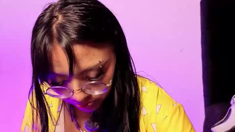 Snapshot of victoriia_thompson chatting on February 15, 8:49 pm victoriia_thompson online show from February 15, 8:49 pm