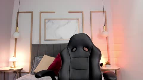 Victoria Vixen online show from April 13, 11:43 pm