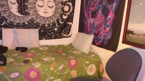 Victorino Jhonson online show from December 27, 12:12 pm