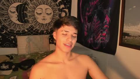 Victorino Jhonson online show from December 29, 12:30 am