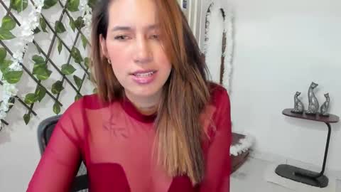 Victoria online show from December 3, 2:37 pm