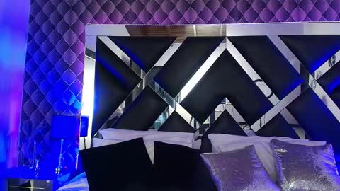 victtoria lee online show from December 2, 7:42 pm