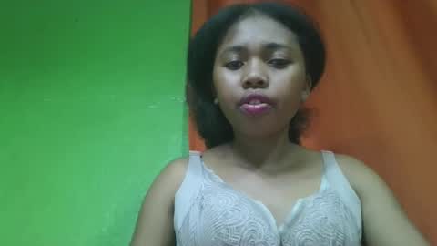 vierge28430 online show from April 27, 4:32 am