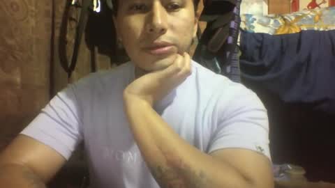 Snapshot of viernes1010 chatting on November 24, 1:00 pm viernes1010 online show from November 24, 1:00 pm