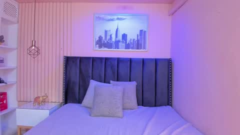 Viiolett online show from January 22, 8:28 pm