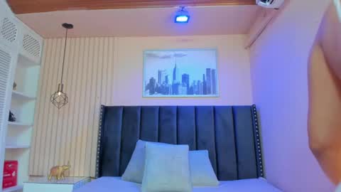 Viiolett online show from February 9, 7:19 pm