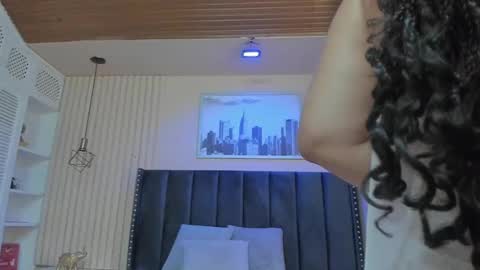 Viiolett online show from February 27, 8:09 pm