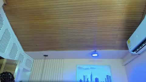 Viiolett online show from December 14, 7:29 pm