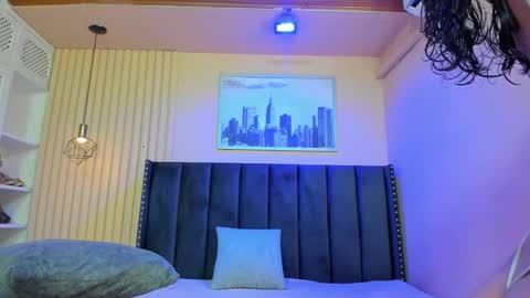 Viiolett online show from January 16, 7:29 pm