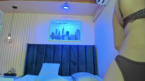 Viiolett online show from April 10, 8:13 pm