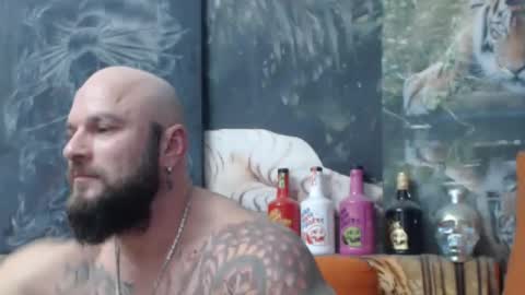 viking online show from November 27, 8:00 pm