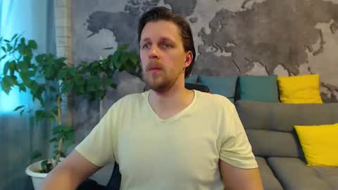 vikingchrisss online show from April 18, 8:29 am