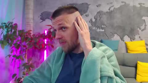 vikingchrisss online show from May 31, 10:11 am
