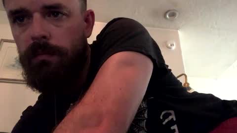 Snapshot of vikinyourpuss chatting on October 5, 8:18 pm Vikinyourpuss online show from October 5, 8:18 pm