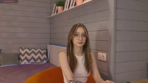 Snapshot of vikki_wye chatting on October 4, 3:26 am Viki online show from October 4, 3:26 am