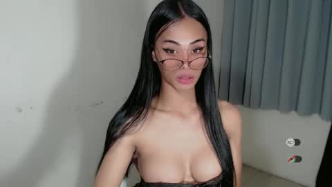 vikkylustfull online show from January 30, 3:33 am
