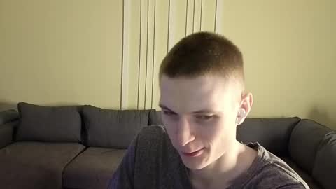 Max online show from April 2, 2:47 pm