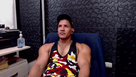 Viktor Herrera online show from February 20, 5:18 pm