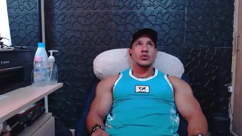 Viktor Herrera online show from February 14, 3:31 pm