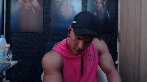 Viktor Herrera online show from February 28, 6:09 pm