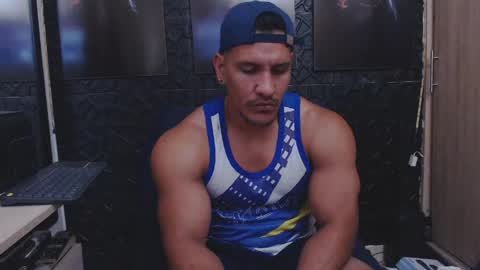 Viktor Herrera online show from May 25, 4:24 pm